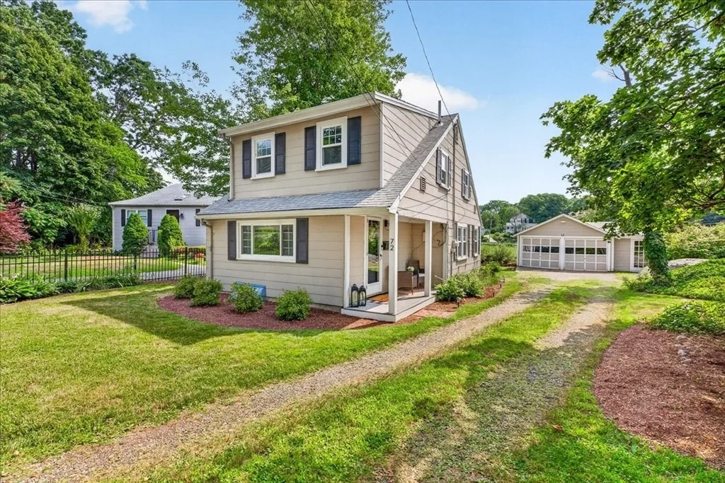 Photo of 72 Bonnie Brier Cir
