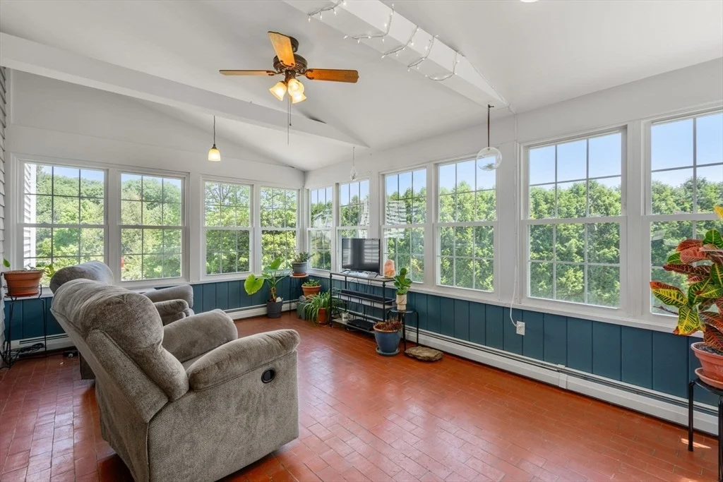 Photo of 25 Everett Ave