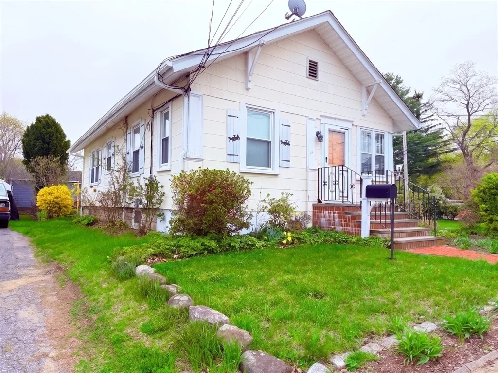 Photo of 47 Kendall Ave