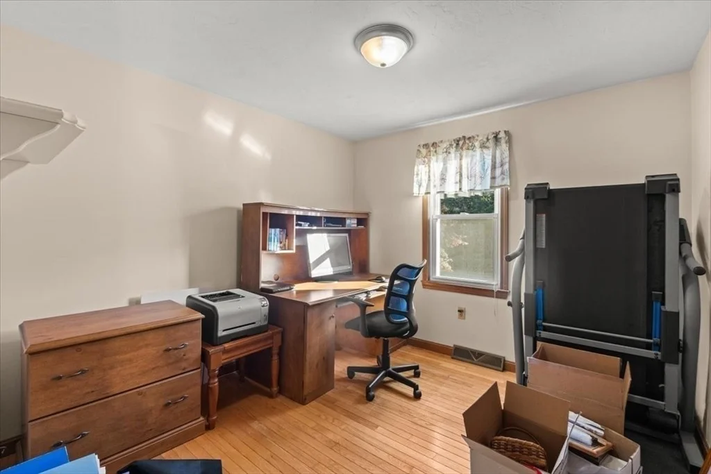 Photo of 20 Stanley Ave