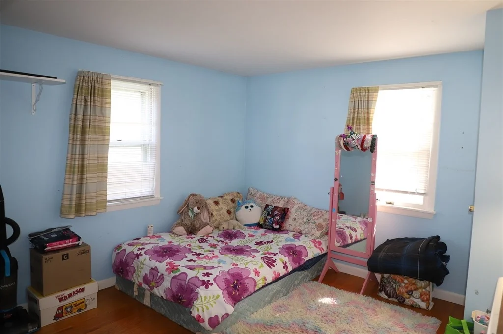 Photo of 335 Peekskill Ave.