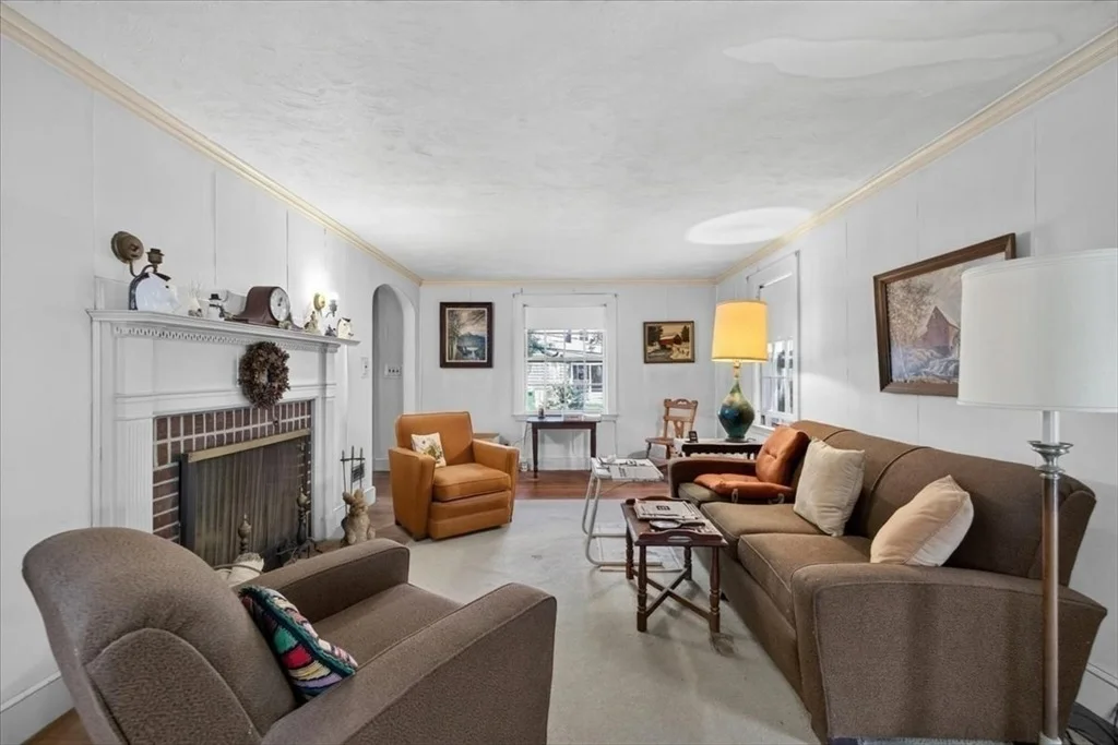 Photo of 25 Leland Rd