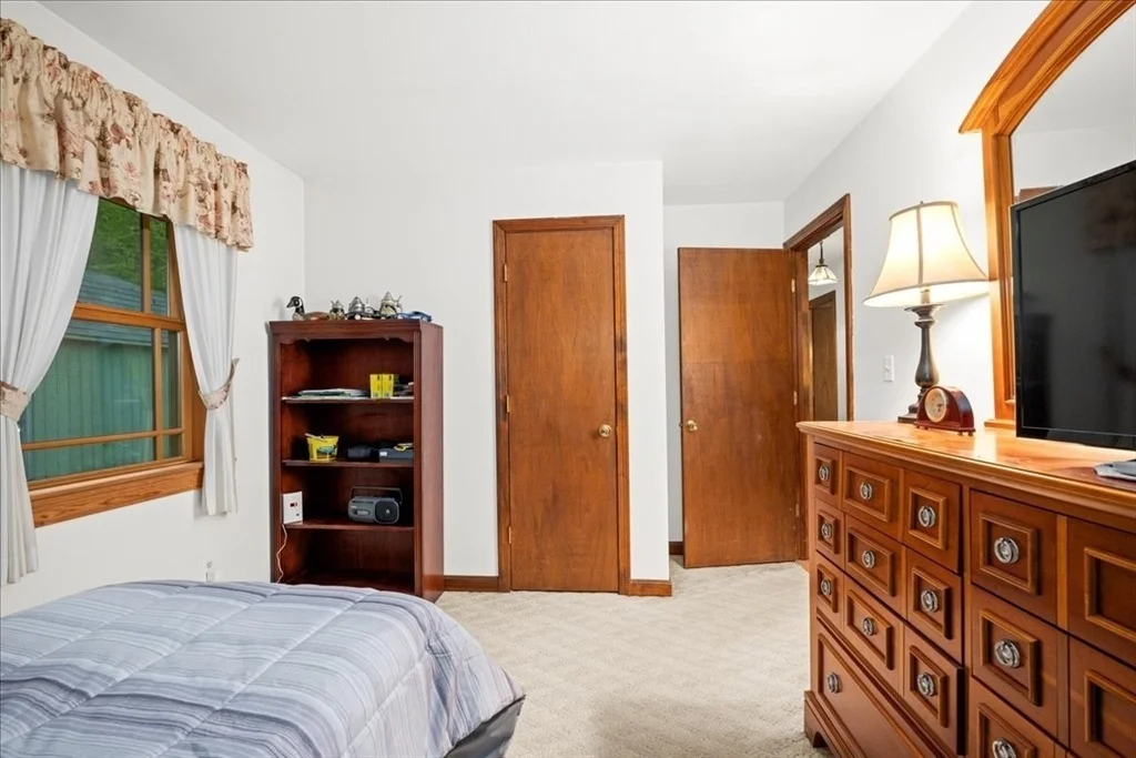 Photo of 26 Beaman Rd