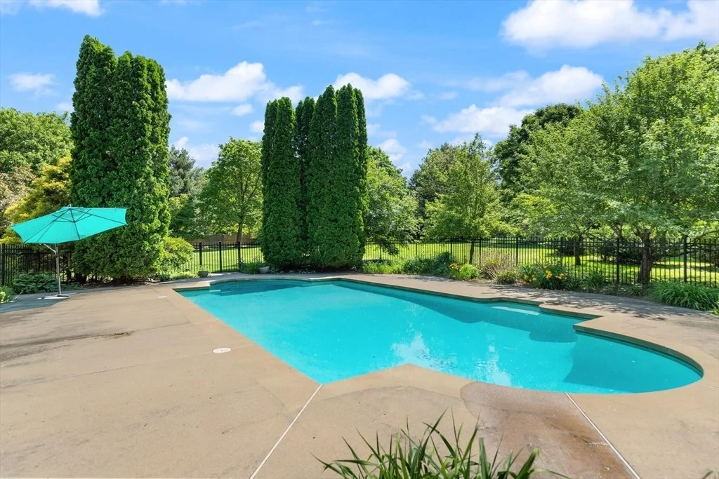Photo of 241 Red Acre Rd