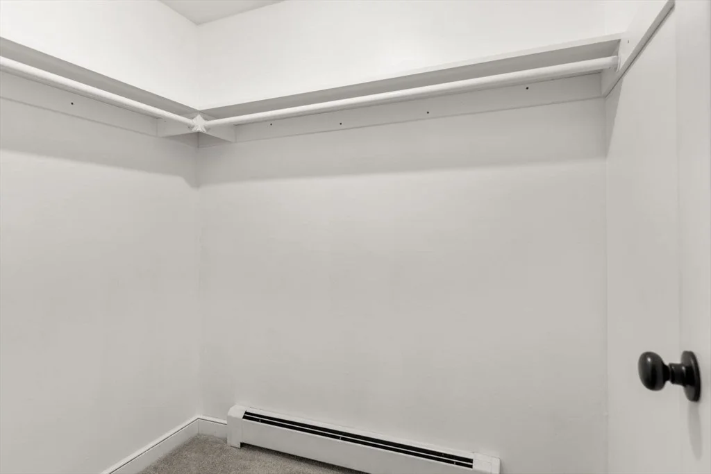 Photo of 28 Colonial Way