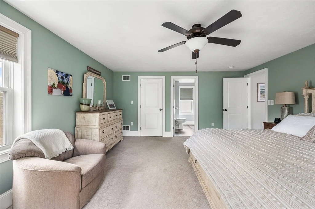 Photo of 52 Parkway