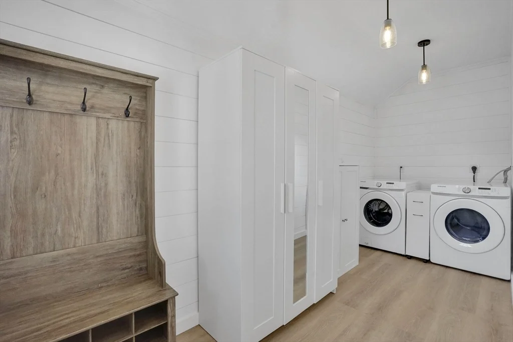 Photo of 7 Maple St