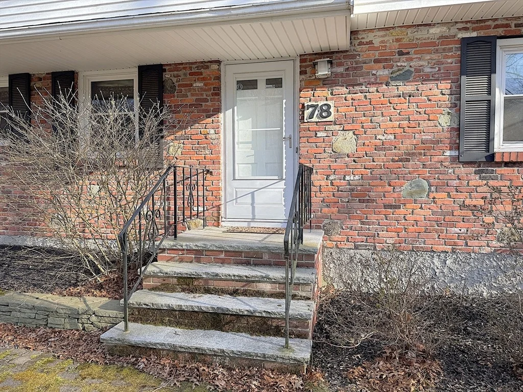 Photo of 78 Deerfield Rd