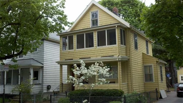Photo of Unit 7 at 7 Madison Ave(N. Cambridge)