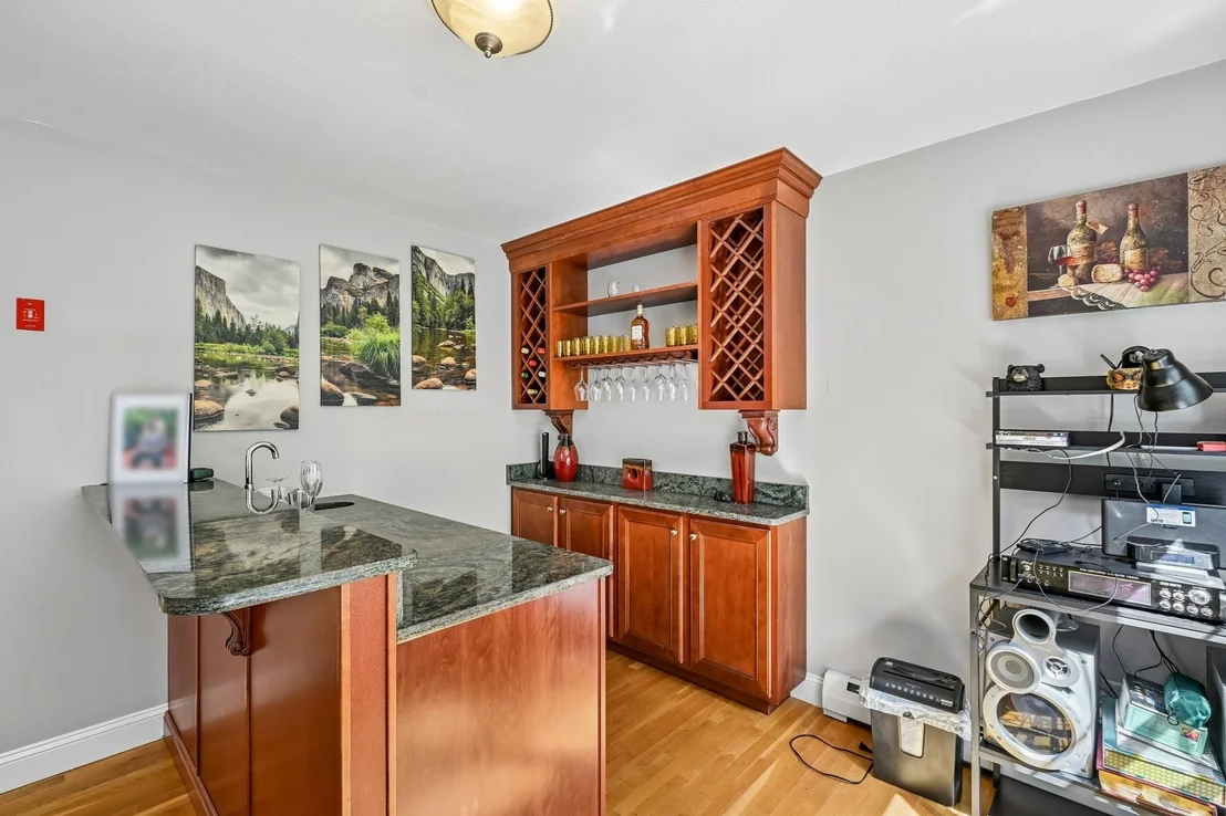 Photo of 8 Tiffany Rd