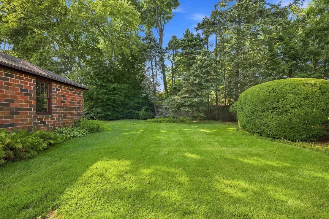 Photo of 5 Weston Road