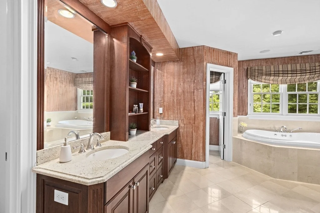 Photo of 21 Crosswoods Path