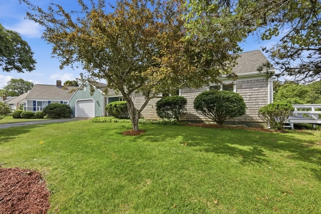 Photo of 19 Shell Dr
