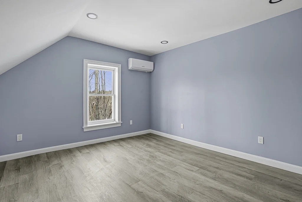 Photo of 140 Spring St
