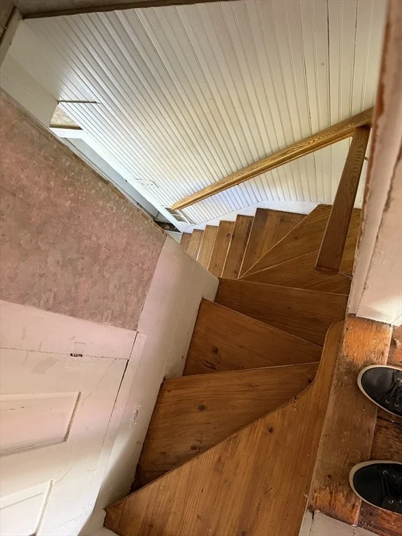 Photo of 100 Poplar St