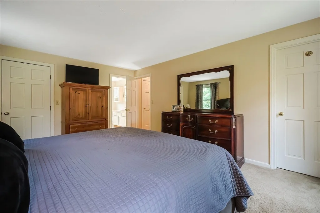 Photo of 65 Benjamin Day Dr.