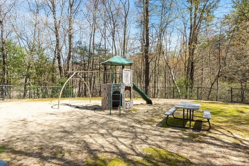 Photo of Unit D at 500 Brookside Drive