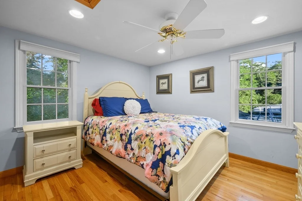 Photo of 42 Cayuga Ave