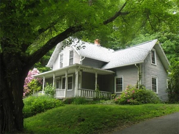 Photo of 4046 Pleasant St