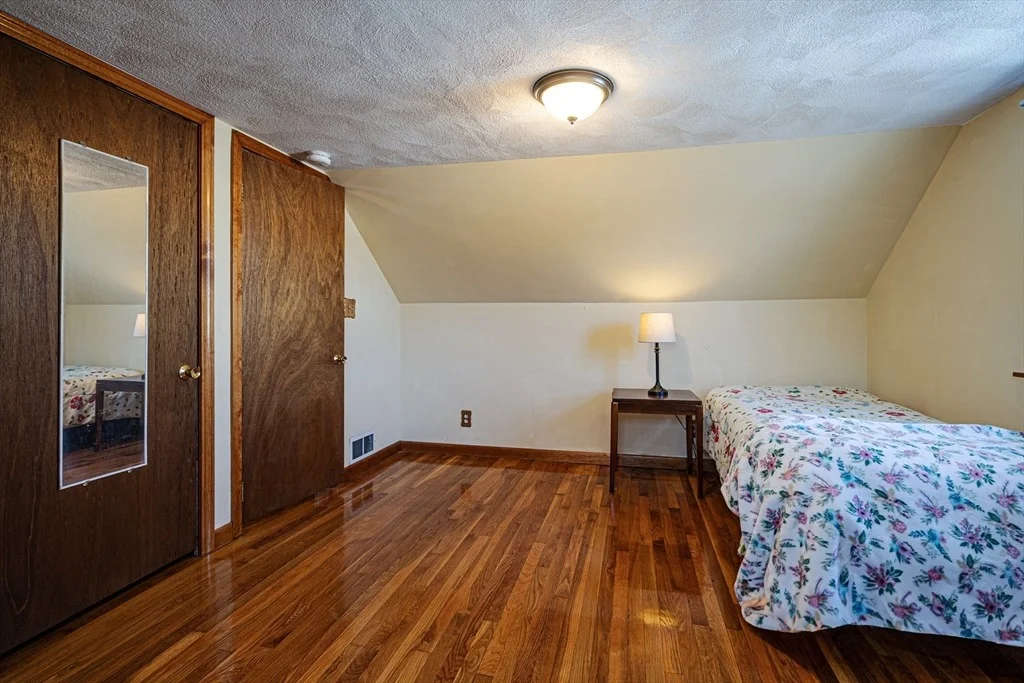 Photo of 15 Drury Lane