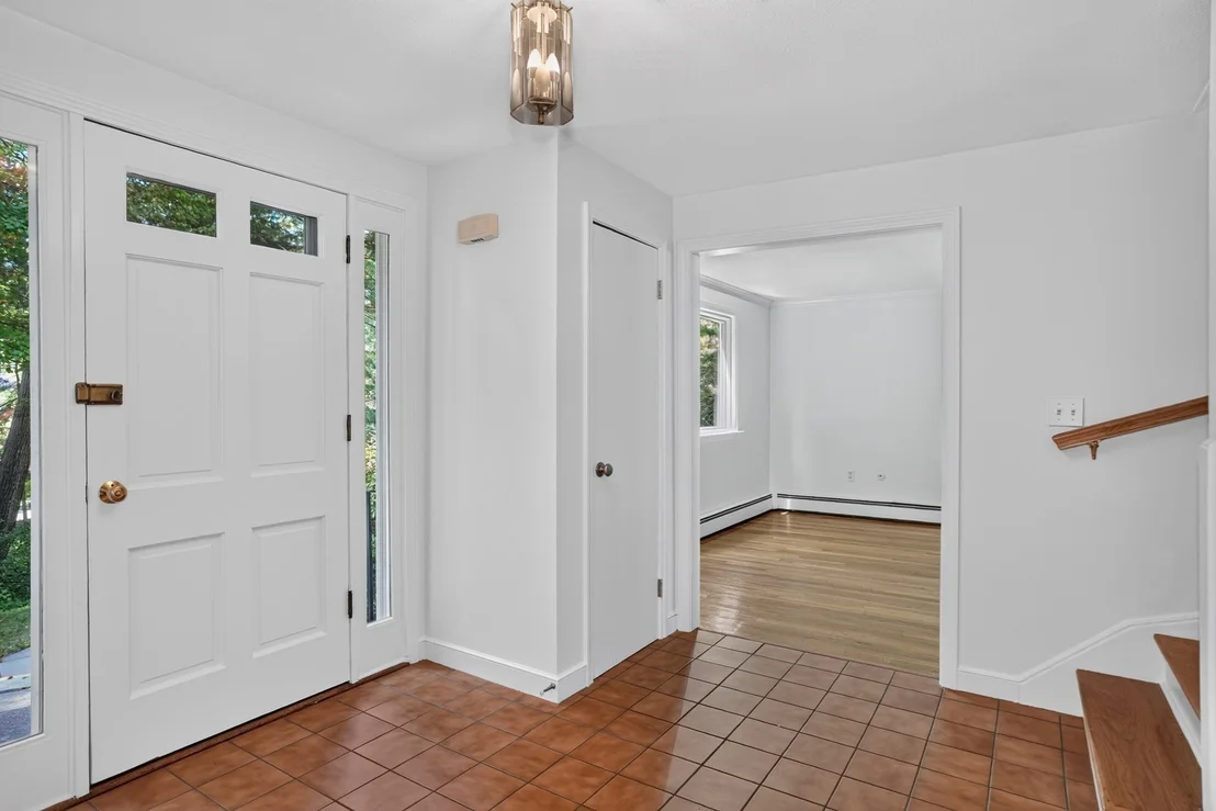 Photo of 22 Coolidge Cir