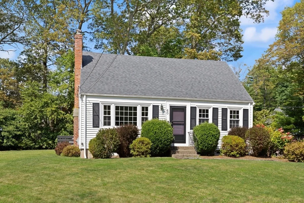 Photo of 60 School St