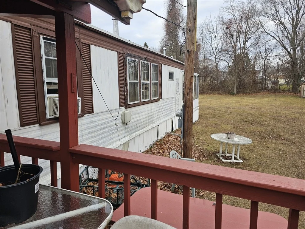 Photo of 399 Danforth St