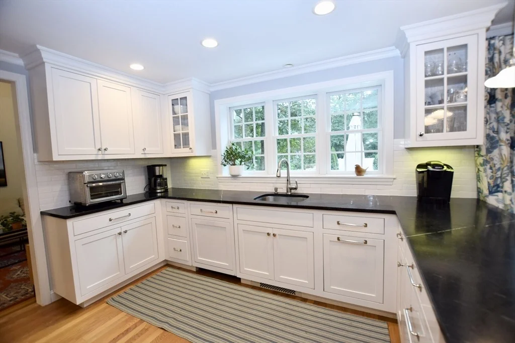 Photo of 163 Cherry St.