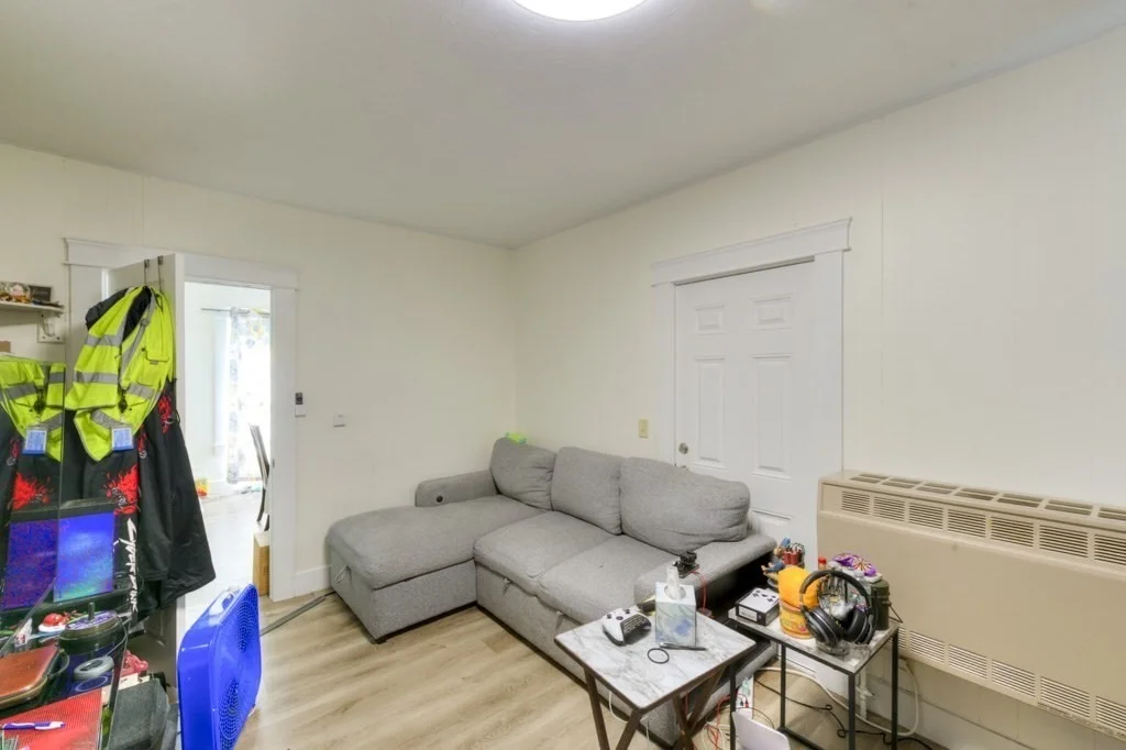 Photo of 71 Esther St