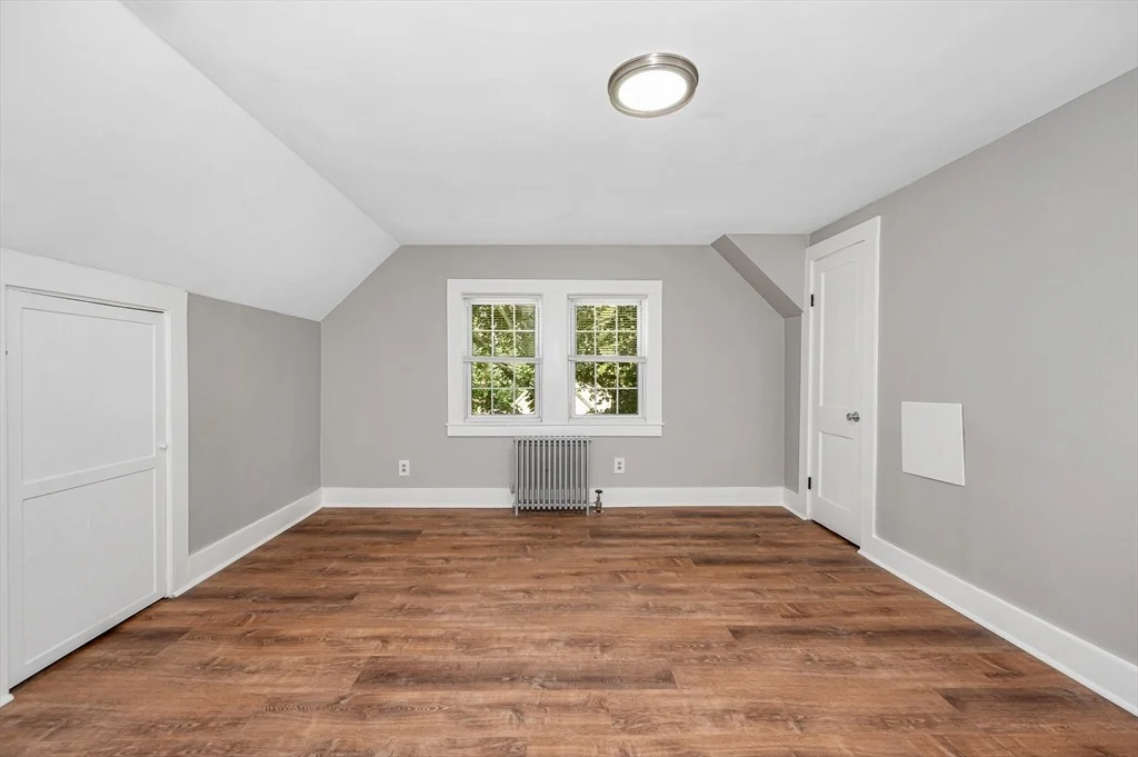 Photo of 15 Junior Avenue
