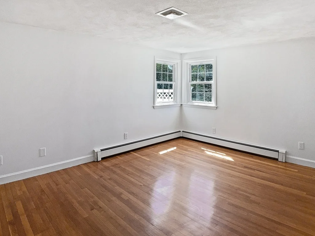 Photo of 23 Western Ave