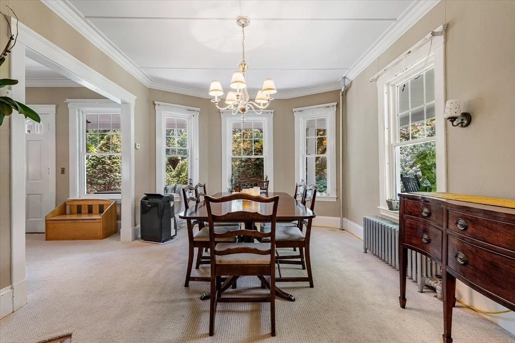 Photo of 260 Worcester Road