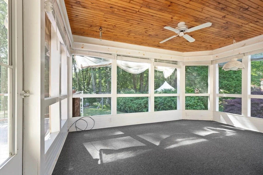 Photo of 10 Prancing Rd