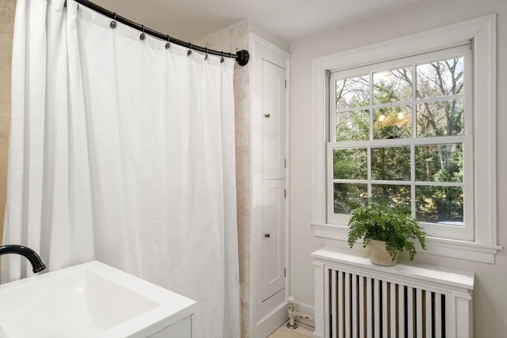 Photo of 48 Sunset Rd