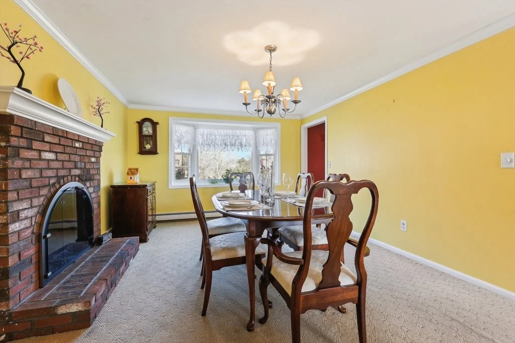 Photo of 6 Waterview Dr