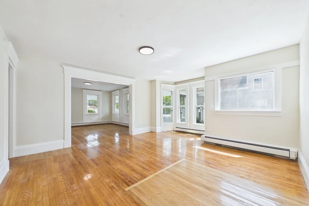 Photo of 398 Main St