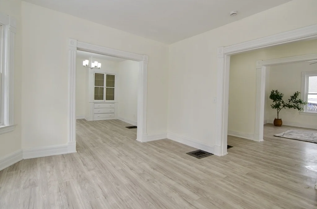 Photo of 74 Kenwood Park