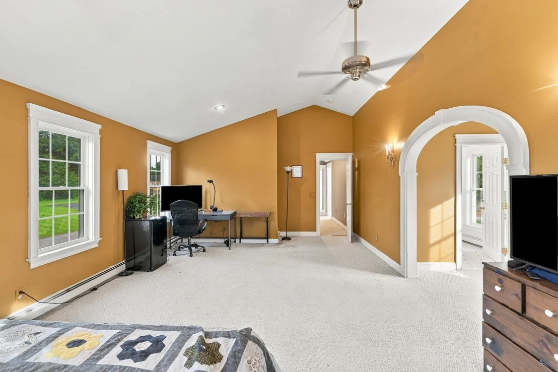 Photo of 27 Charles Ave