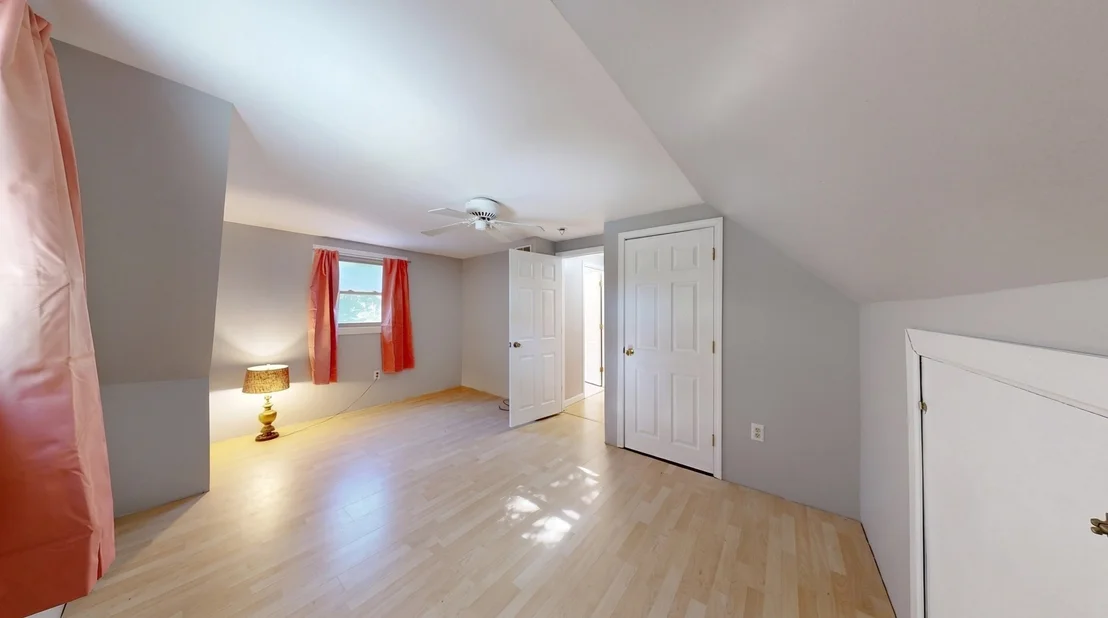 Photo of 19 Fieldcrest Ter