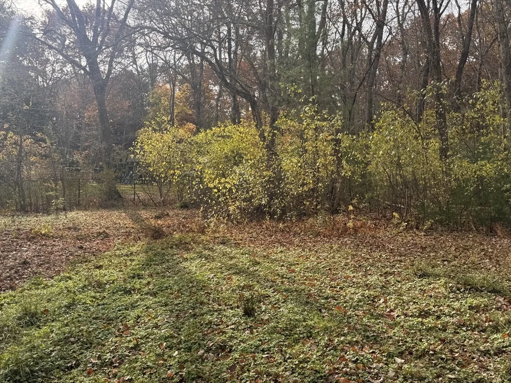 Photo of 14 Meadowbrook Rd
