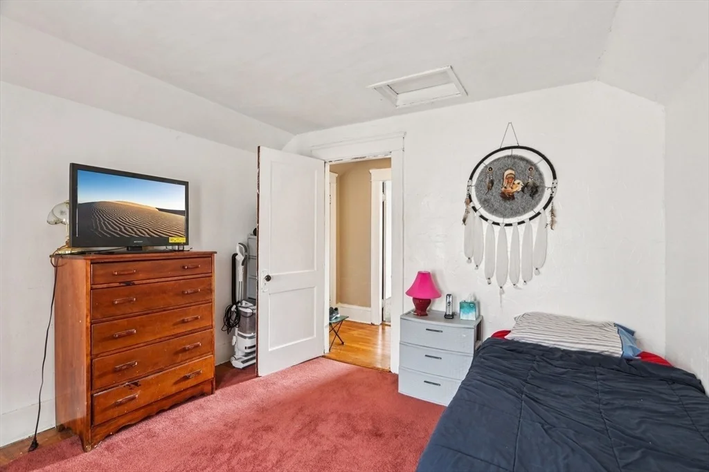 Photo of 6 Idalla Ave