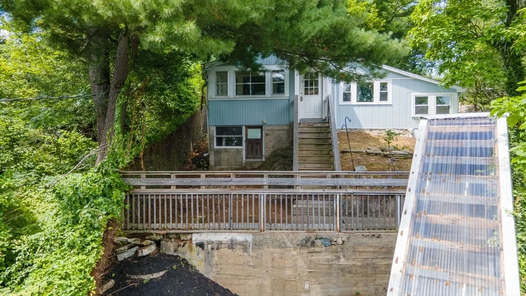 Photo of 46 Circle Rd