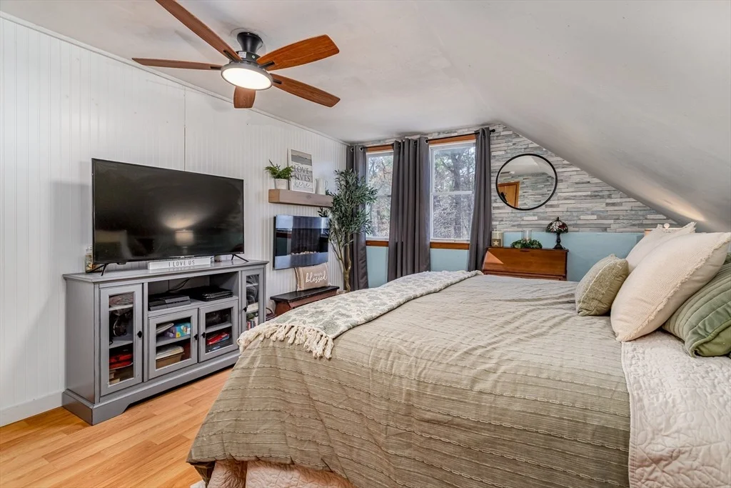 Photo of 186 Lincoln Ave