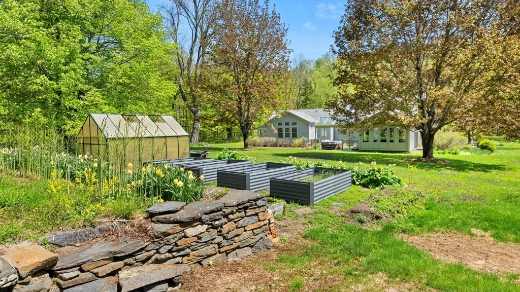 Photo of 58 River Road