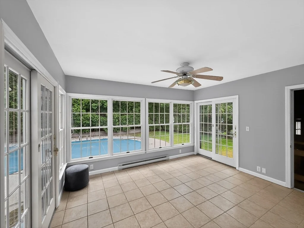 Photo of 19 Tilton Ln