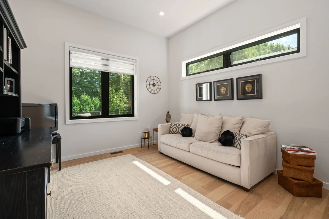Photo of 6 Caulfield Cir