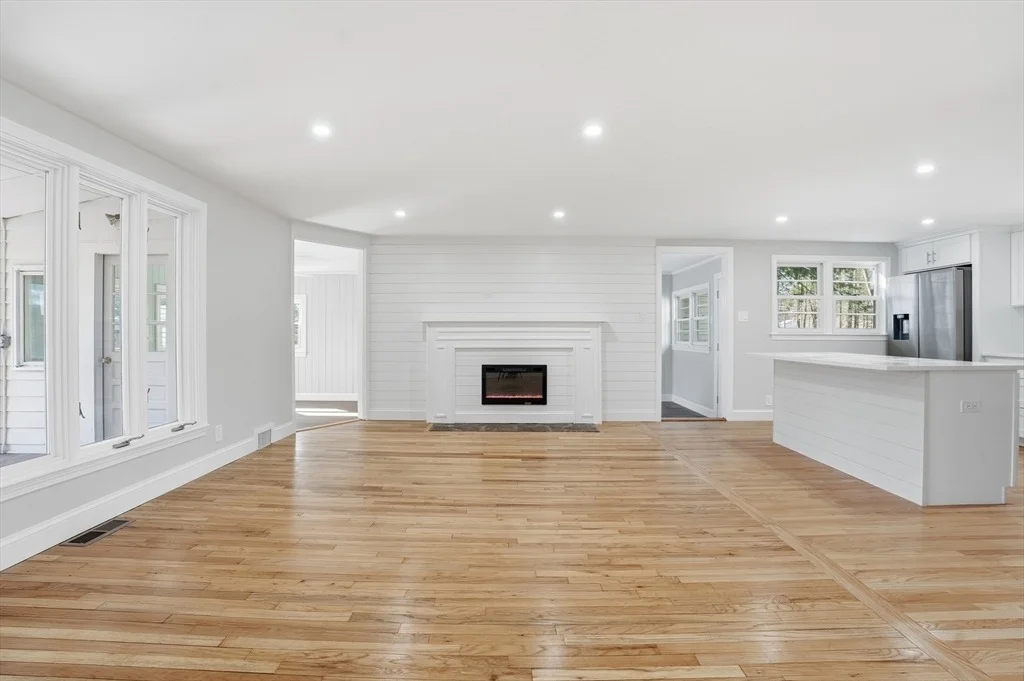 Photo of 76 Beaver Brook Road