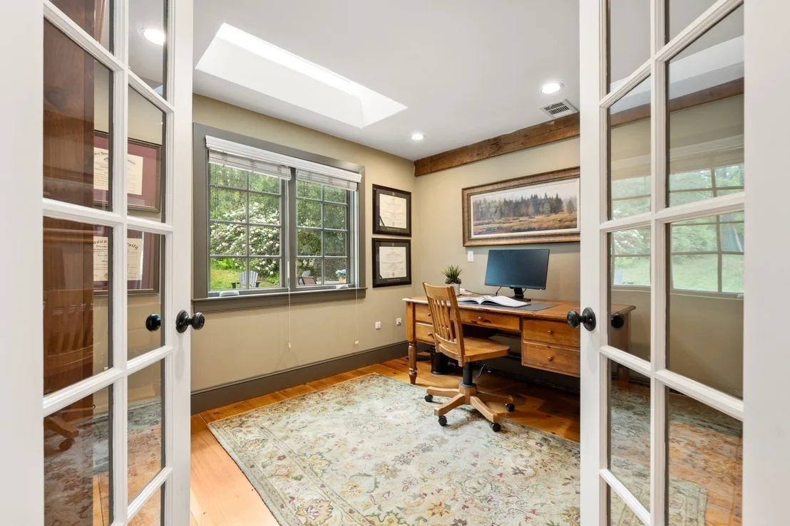 Photo of 41 Longmeadow Road
