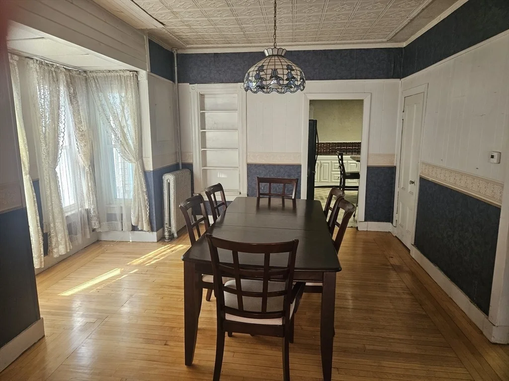 Photo of 399 Stevens