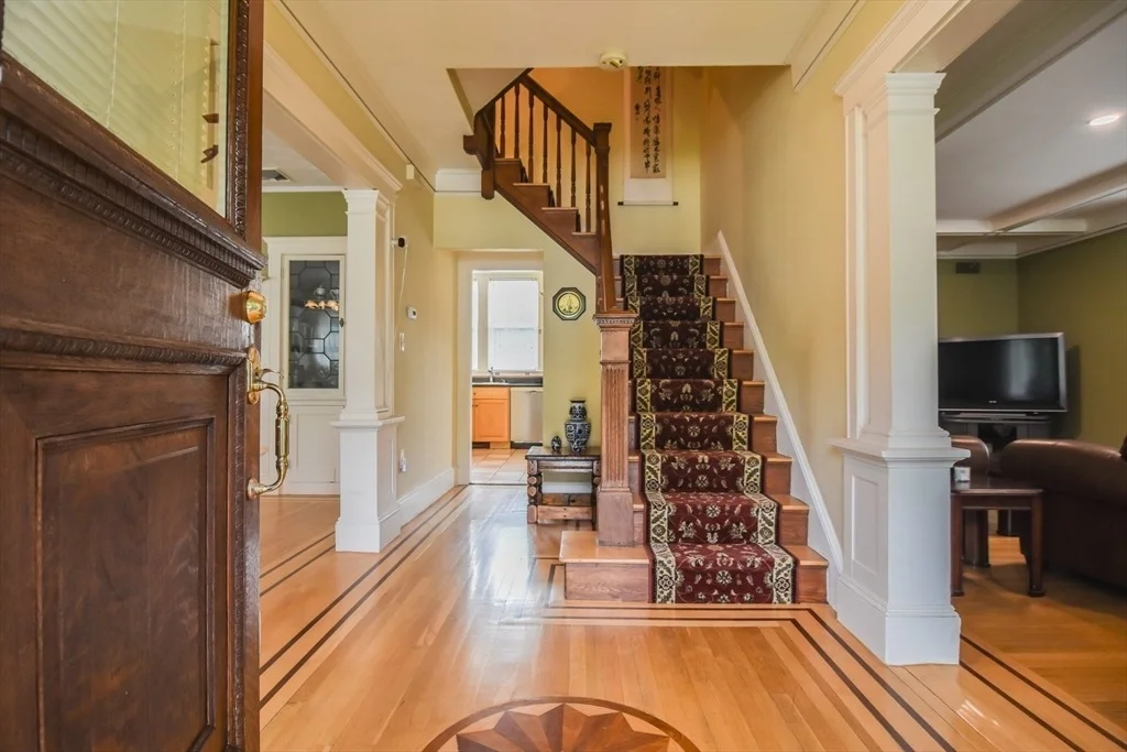 Photo of 76 Washington  St